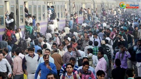 தேர்தல் 2026: சொந்த ஊர் திரும்பும் புலம்பெயர் தொழிலாளர்கள்! சென்னை சென்டிரலில் கடும் நெரிசல்!
