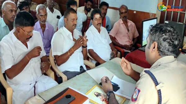 திருப்போரூர் கந்தசாமி கோயில் தேர் விழா - டிஎஸ்பி தலைமையில் சமாதானக் கூட்டம்