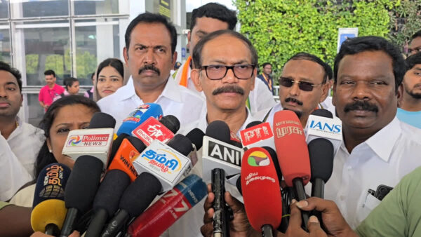 விஜயை நாங்க மிரட்டல.. காங்கிரஸ் அமைச்சரவையில் பங்கேற்கிறோம் - கிரிஷ் சோடங்கர்