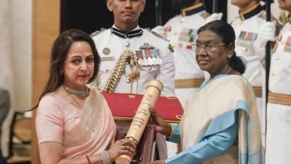 “ஜனாதிபதி மாளிகையில் ஜொலித்த 7 தமிழர்கள்!” - முதற்கட்டமாக 66 சாதனையாளர்களுக்குப் பத்ம விருதுகள்!