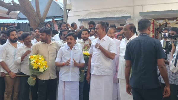 அதிமுக பொதுக்குழுவைக் கூட்ட எஸ்பி வேலுமணி கோரிக்கை!