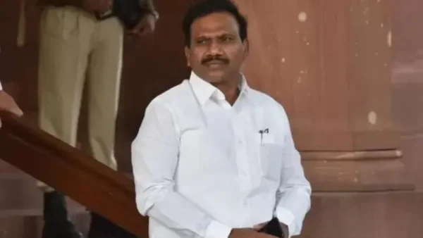 எம்பி ஆ.ராசாவுக்கு எதிராக வெடித்த போராட்டத்தில் பயங்கர வன்முறை!