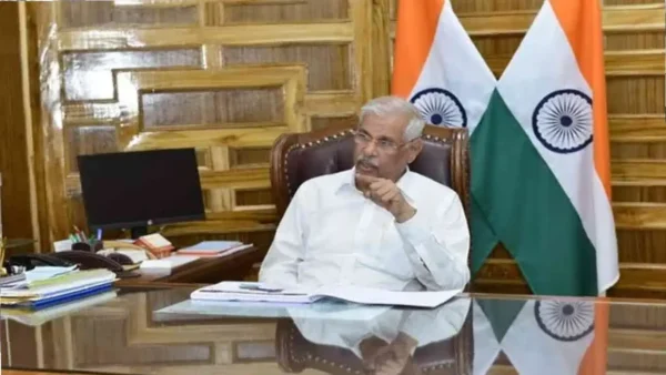 “அமைச்சர்களுக்கு எப்போது துறை ஒதுக்கீடு?” - ஆளுநர் ஆர்லேகரைச் சந்தித்துப் பேசிய முதல்வர் செயலர் செந்தில்குமார்!