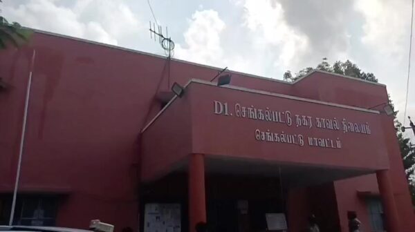 “பைக் சாவியை வண்டியிலேயே விட்டிட்டு போன விபரீதம்.. வங்கி ஊழியரின் பைக் 20 நிமிடத்தில் மாயம்!
