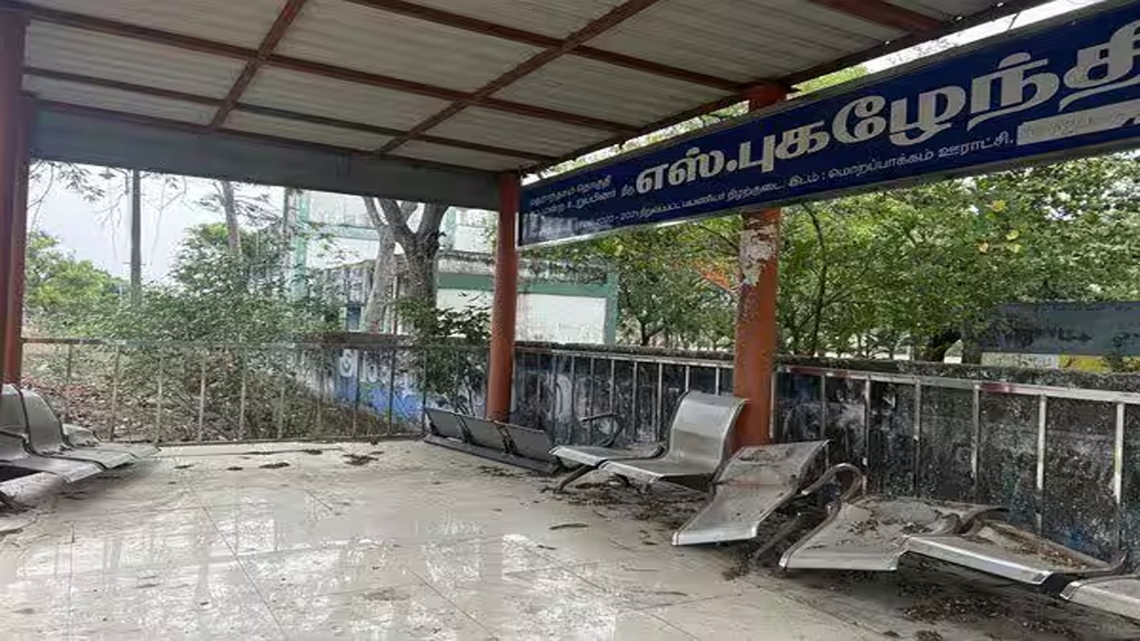 morapakkam bus stop