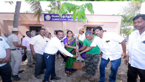 செங்கல்பட்டு: நூலகத்தில் போட்டித் தேர்வுக்கான நவீன பிரிவு திறப்பு