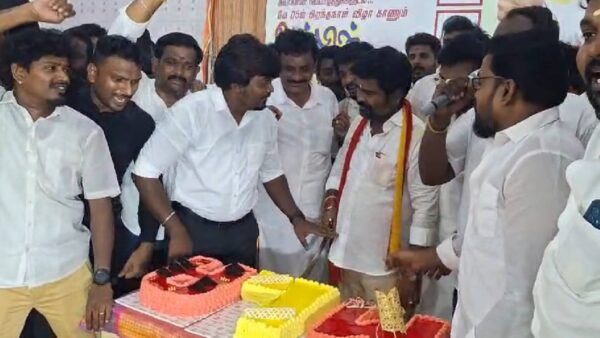 சர்ச்சையில் ராயபுரம் எம்.எல்.ஏ..  இரண்டடி வீரவாளால் கேக் வெட்டி கொண்டாட்டம்!