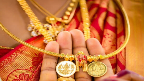 மாணவியை கடத்தி கட்டாய திருமணம்: தொழிலாளி கைது