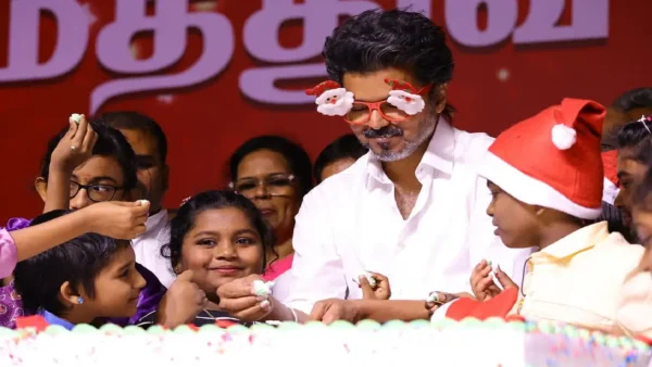 “விஜி மாமாவின் அன்பான நன்றிகள்!”: வருங்காலத் தூண்களான ‘குட்டி நண்பர்களுக்கு’ மகுடம் சூட்டிய விஜய்!