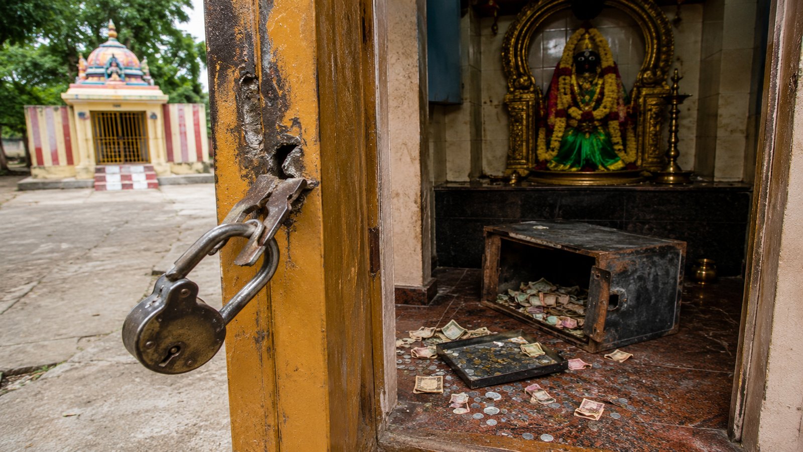 THEFT TEMPLE