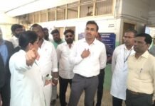 அரசு மருத்துவமனையில் அமைச்சர் அருண் ராஜ் திடீர் ஆய்வு: தூய்மைப் பணி ஒப்பந்ததாரருக்கு எச்சரிக்கை!