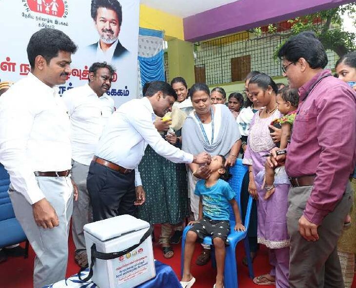 போலியோ சொட்டு மருந்து முகாம்: ஆட்சியர், எம்எல்ஏ பங்கேற்பு