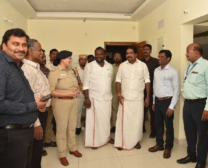 பரனூர் குடியிருப்புகளை அமைச்சர் ராஜ்குமார் ஆய்வு