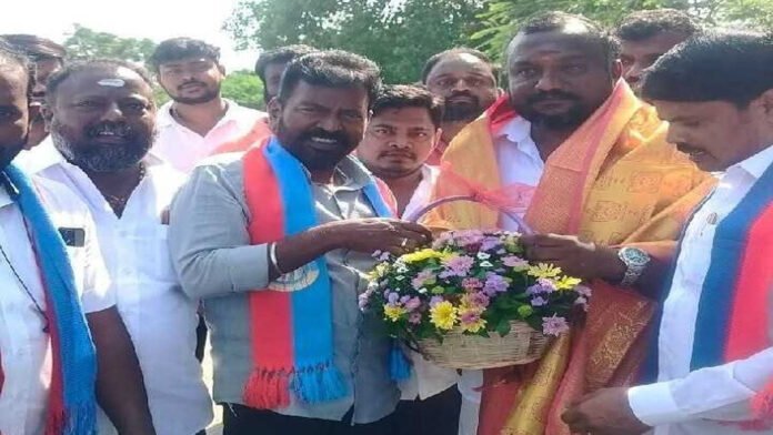 mla meet vck