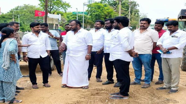 பள்ளிகள் திறப்பை முன்னிட்டு சாலைகளை சீரமைக்க எம்எல்ஏ தியாகராஜன் உத்தரவு