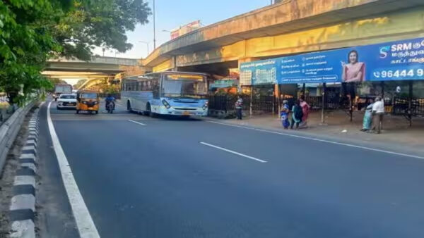 வண்டலூர் ரயில் நிலையம் அருகே தொடரும் விபத்துகள்: நடைமேம்பாலம் அமைக்க பொதுமக்கள் கோரிக்கை