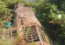 வேதகிரீஸ்வரர் கோவில் செயல் அலுவலர் குடியிருப்பு இடிப்பு; பரபரப்பு