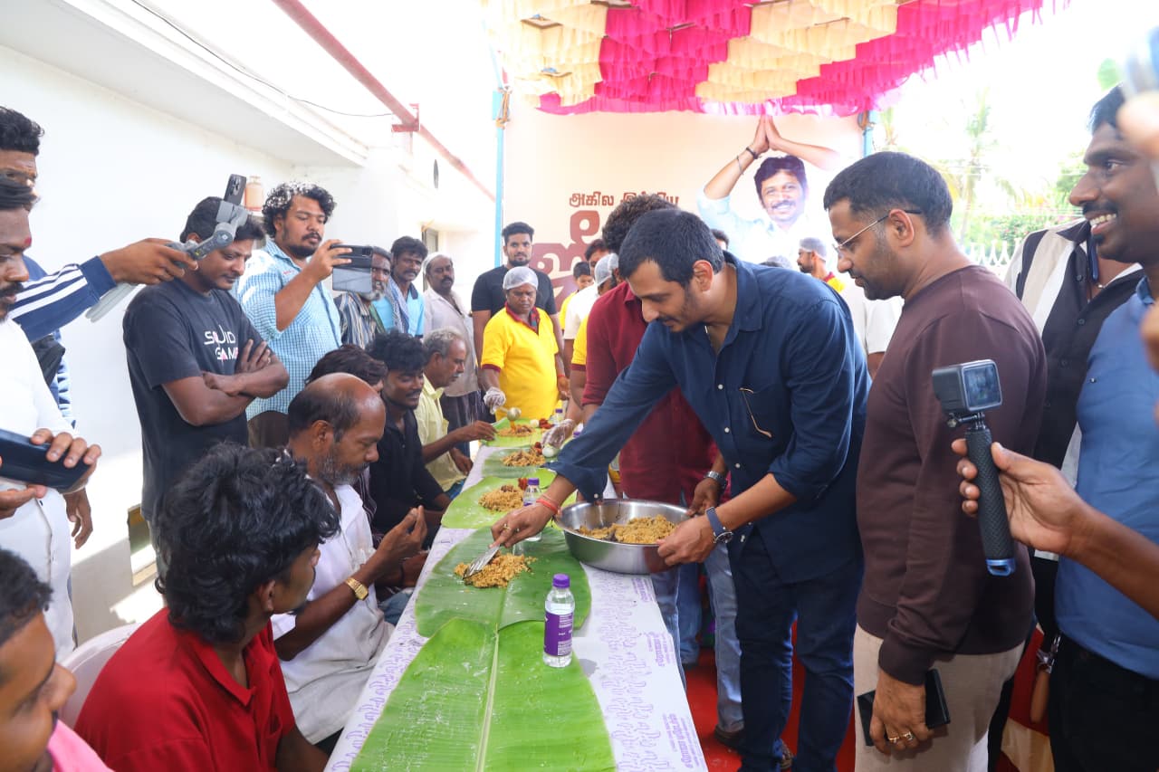 மாநிலக் கராத்தே போட்டியில் வென்ற மாணவர்களுக்கு நடிகர் ஜீவா கறி விருந்து!