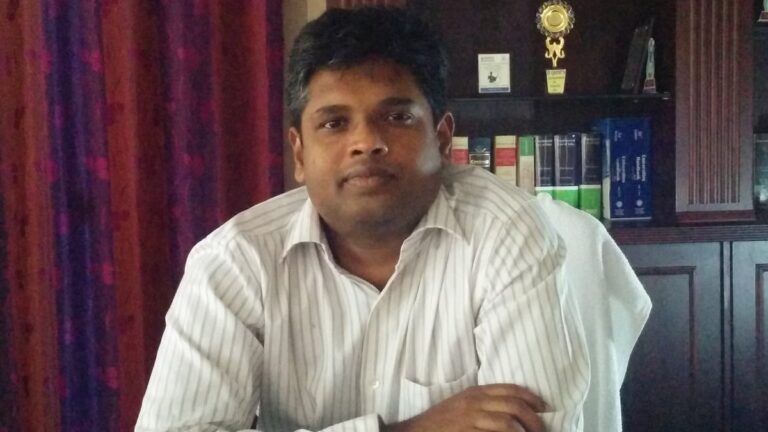 தமிழக ஐஏஎஸ் அதிகாரிகள் மாற்றம்: மின்சாரத் துறை புதிய செயலராக அருண் ராய் நியமனம்!