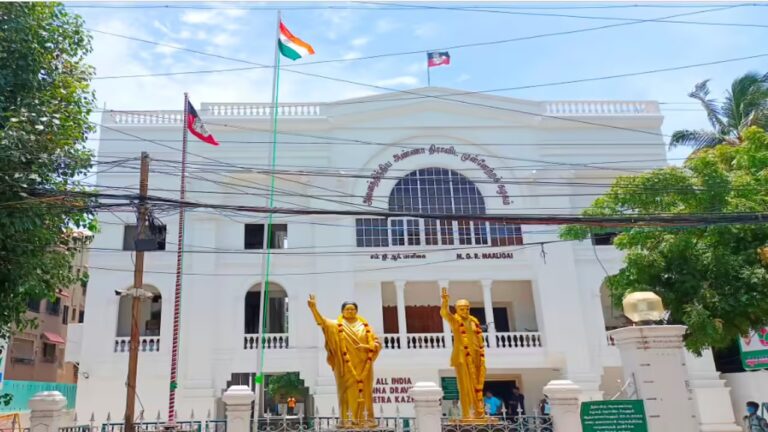 குதிரை பேரப் புகாரில் சிக்கிய இடைத்தேர்தல்: ‘எம்எல்ஏக்கள் ராஜினாமா தொகுதிகளில் தேர்தல் நடத்தக் கூடாது!