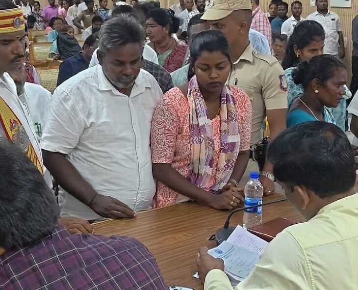 அருந்ததியர் நில ஆக்கிரமிப்பு புகார்: நடவடிக்கை கோரி ஆட்சியரிடம் மனு