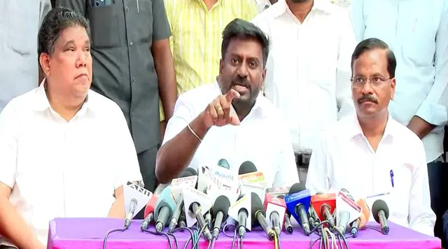 "பள்ளிகளில் கல்வி சாரா நிகழ்ச்சிகளுக்கு முற்றிலும் தடை" – பள்ளிக்கல்வித்துறை உத்தரவு
