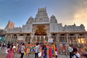 “திருச்செந்தூர் கோயிலில் தரிசன நேரக் கட்டுப்பாடு!” – பக்தர்கள் அதிரச்சி!