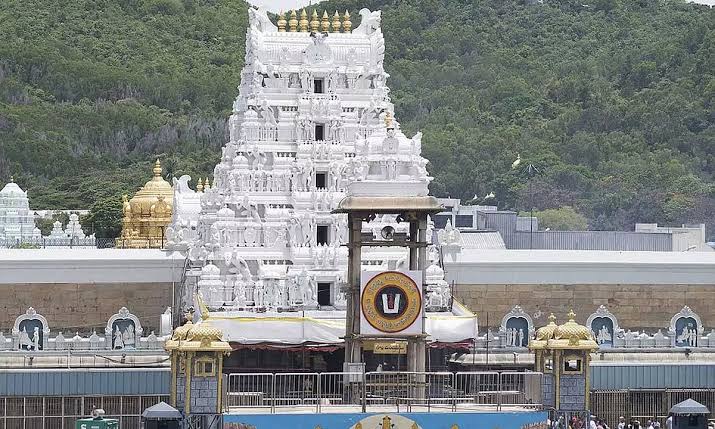 “போலி இணையதளங்களை நம்பி ஏமாற வேண்டாம்” – திருப்பதி தேவஸ்தானம் எச்சரிக்கை!