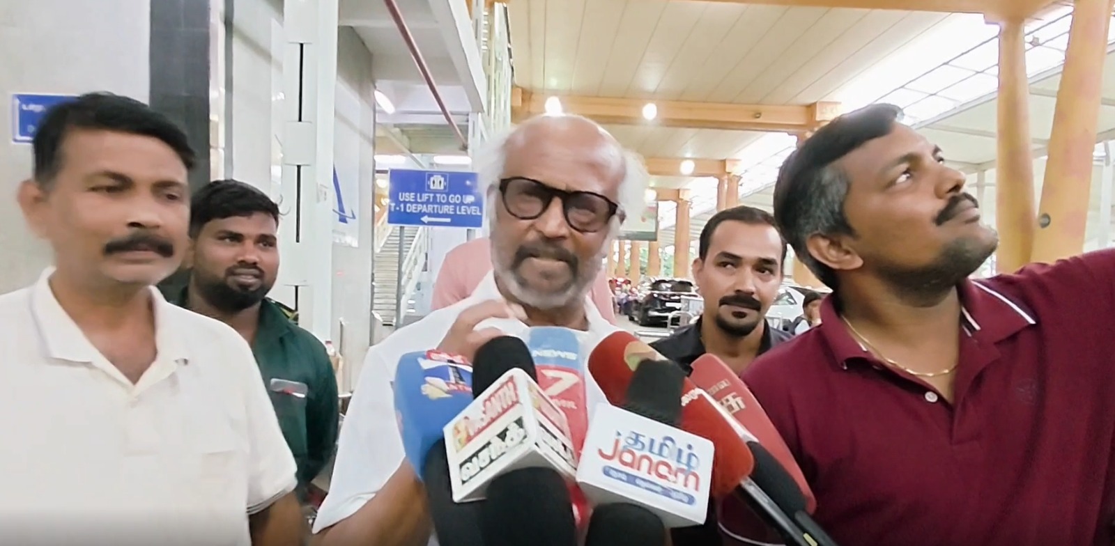 ஜெயிலர் 2 முடிந்தது: கமல் தயாரிப்பில் ரஜினி – சென்னை விமான நிலையத்தில் சூப்பர் ஸ்டார் பேட்டி!