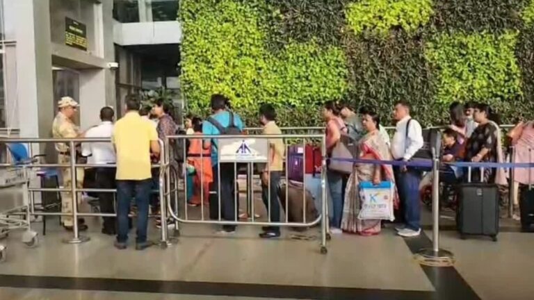 "சுதந்திர தினப் பாதுகாப்பு" - சென்னை விமான நிலையத்தில் 5 அடுக்கு பாதுகாப்பு; பயணிகளுக்கு முக்கிய நேரக் கட்டுப்பாடு!
