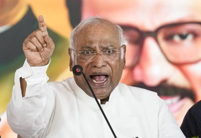கார்கே அவமதிப்பைக் கண்டித்து சத்தியாகிரகம்: தமிழக காங்கிரஸ் கமிட்டி அறிவிப்பு!