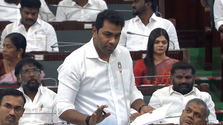 8 வழிச்சாலைக்கு எதிராக போராடிய திமுகவின் இரட்டை வேடம்: அமைச்சர் ஆதவ் அர்ஜுனா தாக்கு!