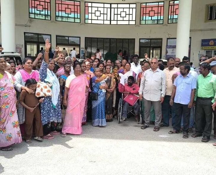 குடிநீர் வழங்காததை கண்டித்து முருகமங்கலம் மக்கள் போராட்டம்