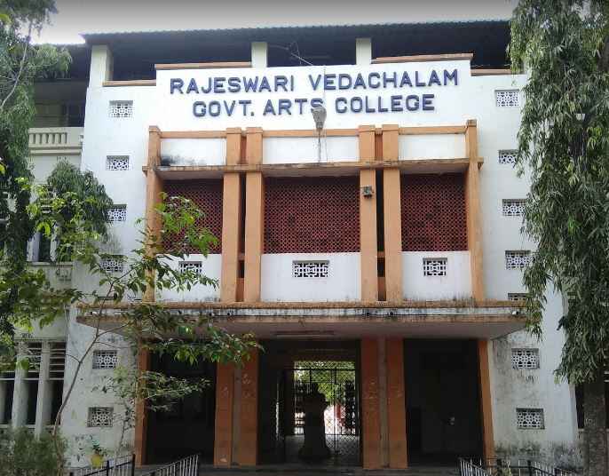 செங்கல்பட்டு அரசு கல்லூரியில் புதிய வகுப்பறைகள் திறப்பு