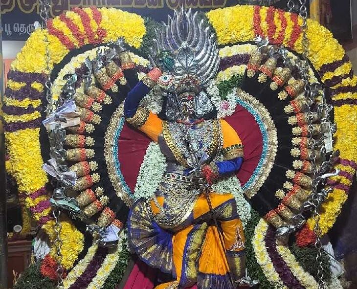 ஆடி அமாவாசை:  சிவசக்தி முத்துமாரியம்மன் ஆலயத்தில் சிறப்பு வழிபாடு