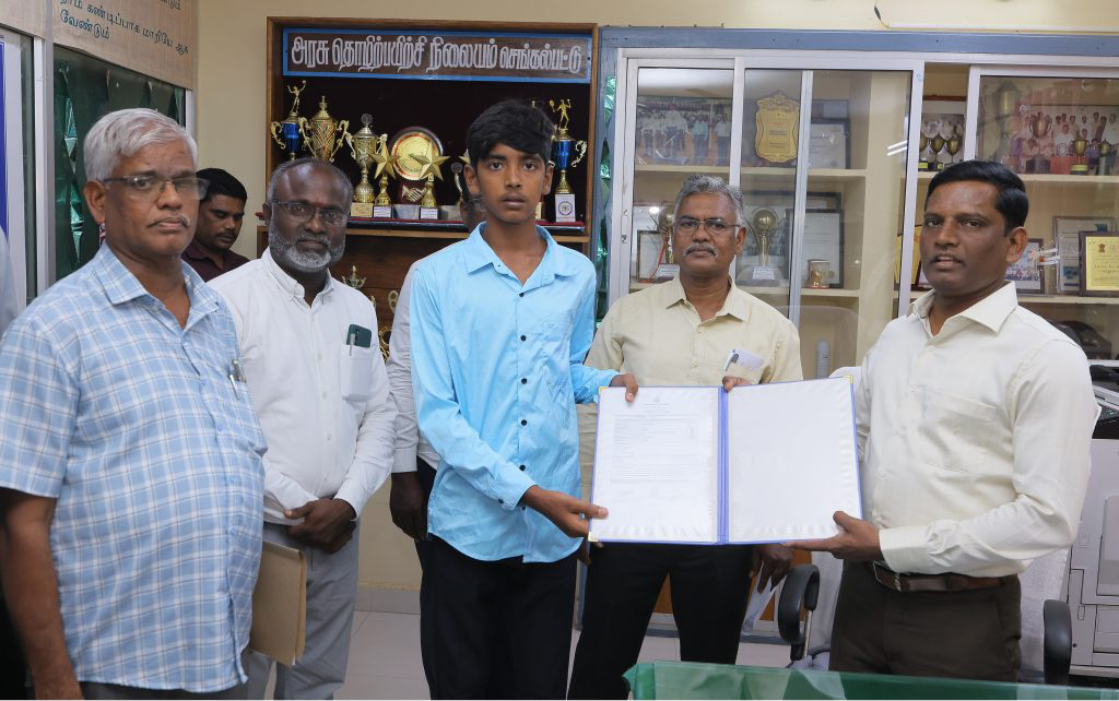 செங்கல்பட்டில் மக்கள் நலன் காக்கும் கூட்டம்: 478 மனுக்கள் பெறப்பட்டன