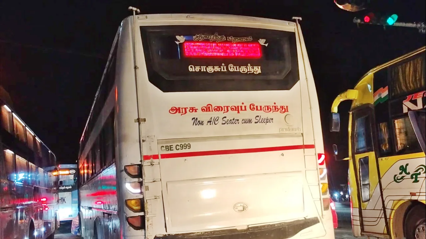 கிளாம்பாக்கம் அரசுப் பேருந்தில் பழுதடைந்த LED – பயணிகள் கடும் அவதி