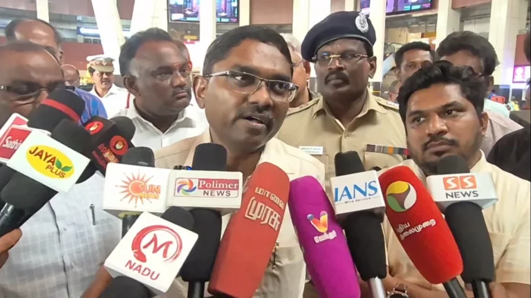 கிளாம்பாக்கத்தில் திடீர் ஆய்வு – 2,300 சிறப்புப் பேருந்துகள் இயக்கம்