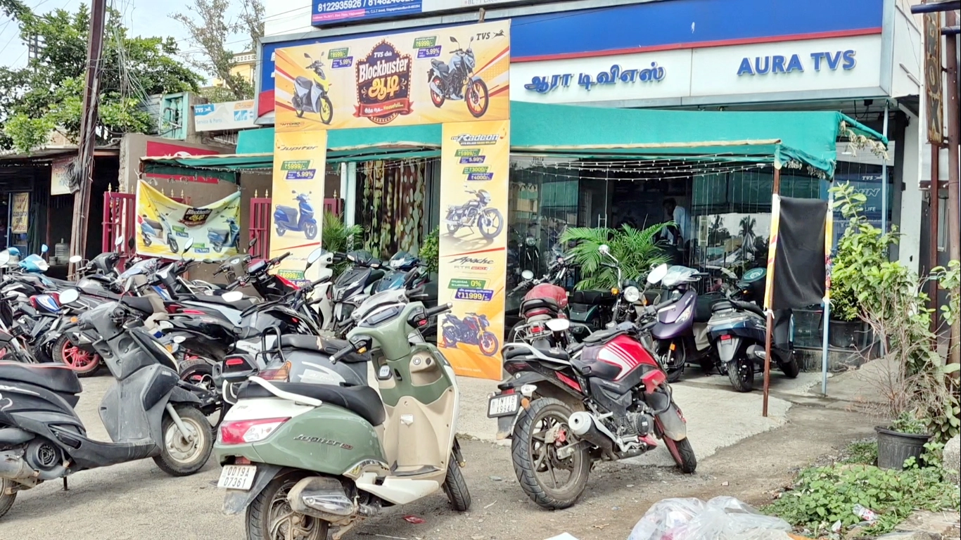 ரூ.1.50 லட்சம் கொடுத்து வாங்கிய பைக்கில் தொடர் சிக்கல் – கொந்தளித்த TVS வாடிக்கையாளர்