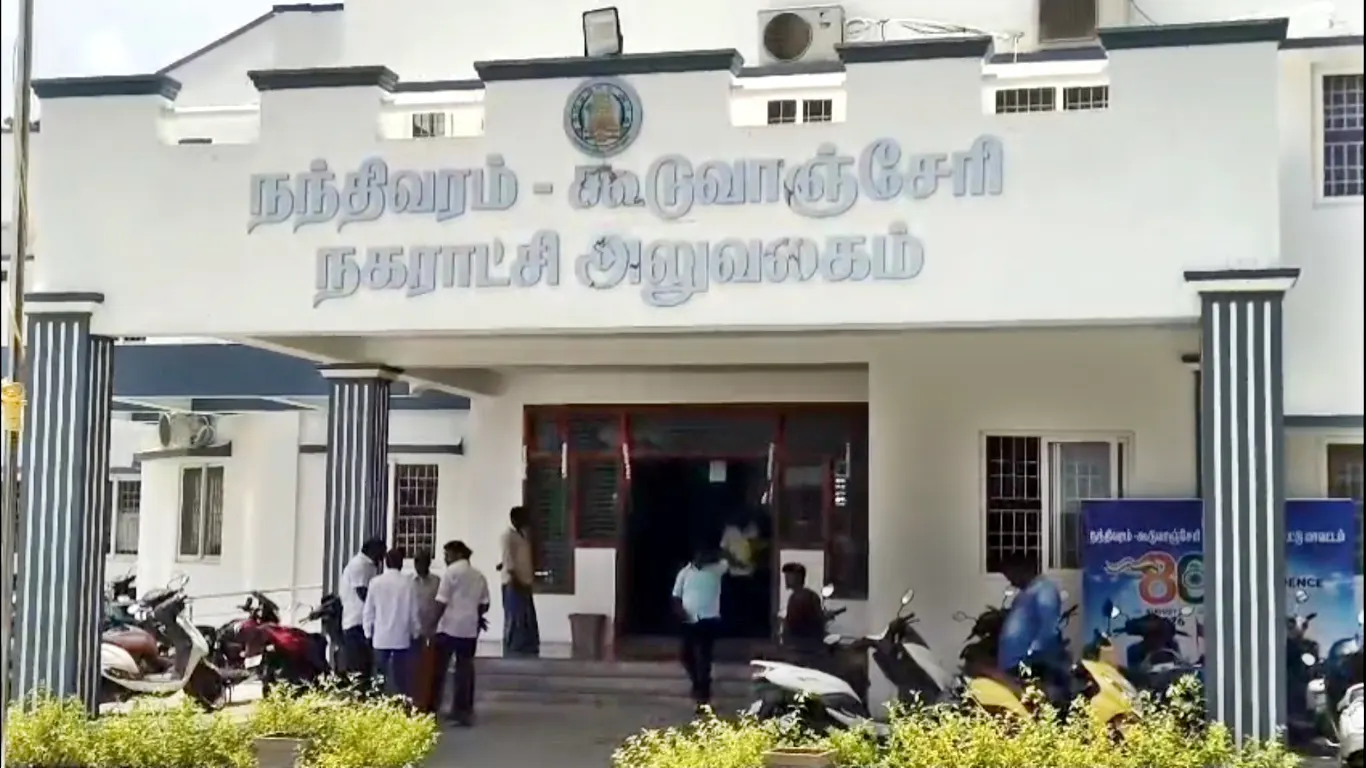 வேலியே பயிரை மேய்ந்த கதை! – கூடுவாஞ்சேரி நகராட்சியில் 4 மாதங்களாக மின் திருட்டு!