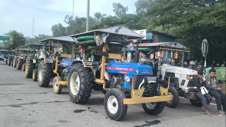 சென்னையை நோக்கி 1000 டிராக்டர்கள்! - மழை வெள்ளத்தை சமாளிக்க அதிரடி ஏற்பாடு